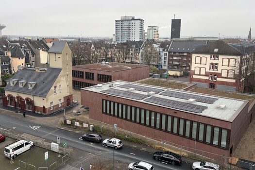 Gebäudeensemble Quartierszentrum Dönhoffstraße