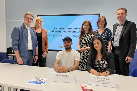Teilnehmer Pressetermin 5 Jahre Kommunales Integrationsmanagement