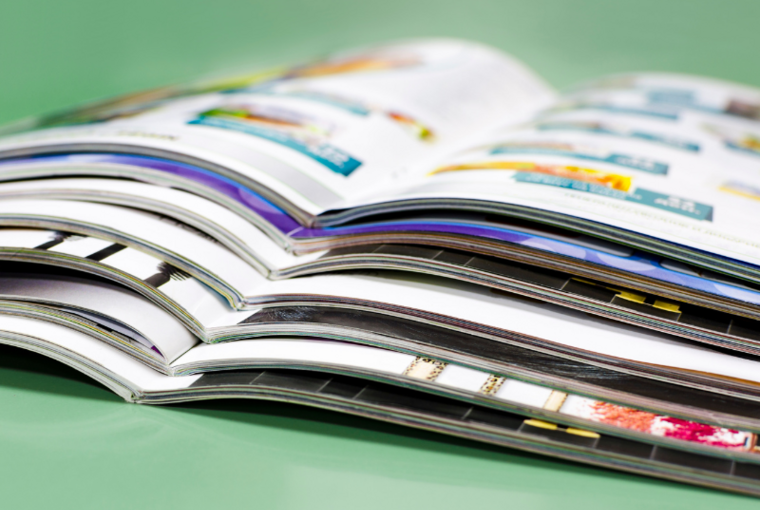 Informationsbroschüren übereinander