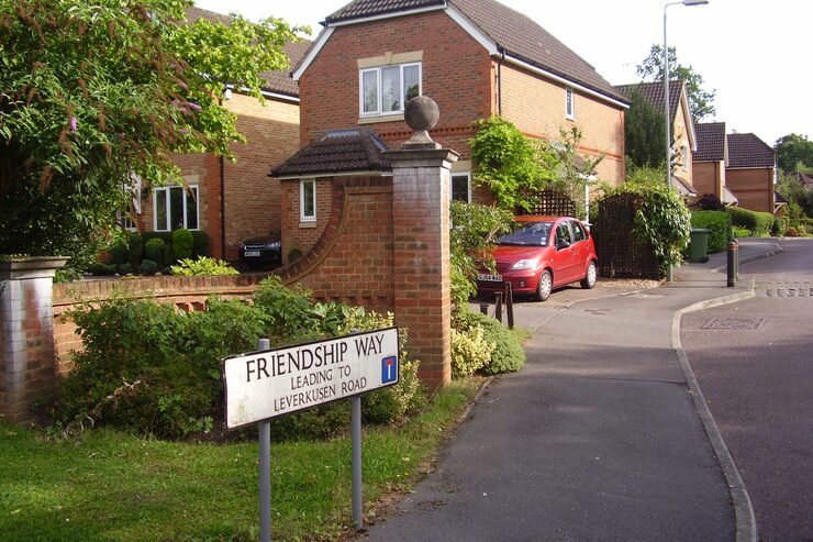 Friendship Way, Leading to Leverkusen Road