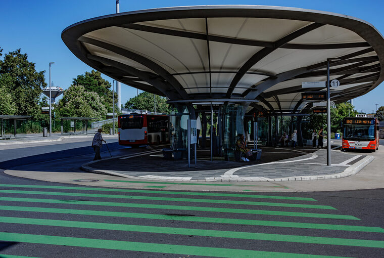 Der Busbahnhof Leverkusen Mitte