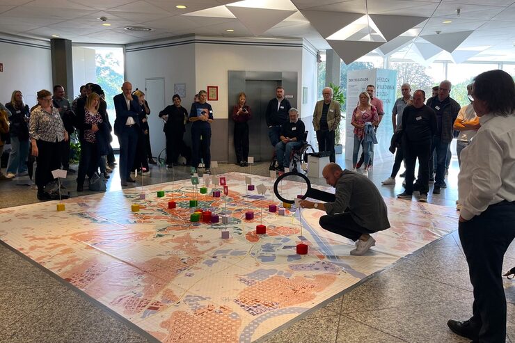 Im Plenum wurden die Arbeitsergebnisse auf der großen Stadtkarte zusammengetragen