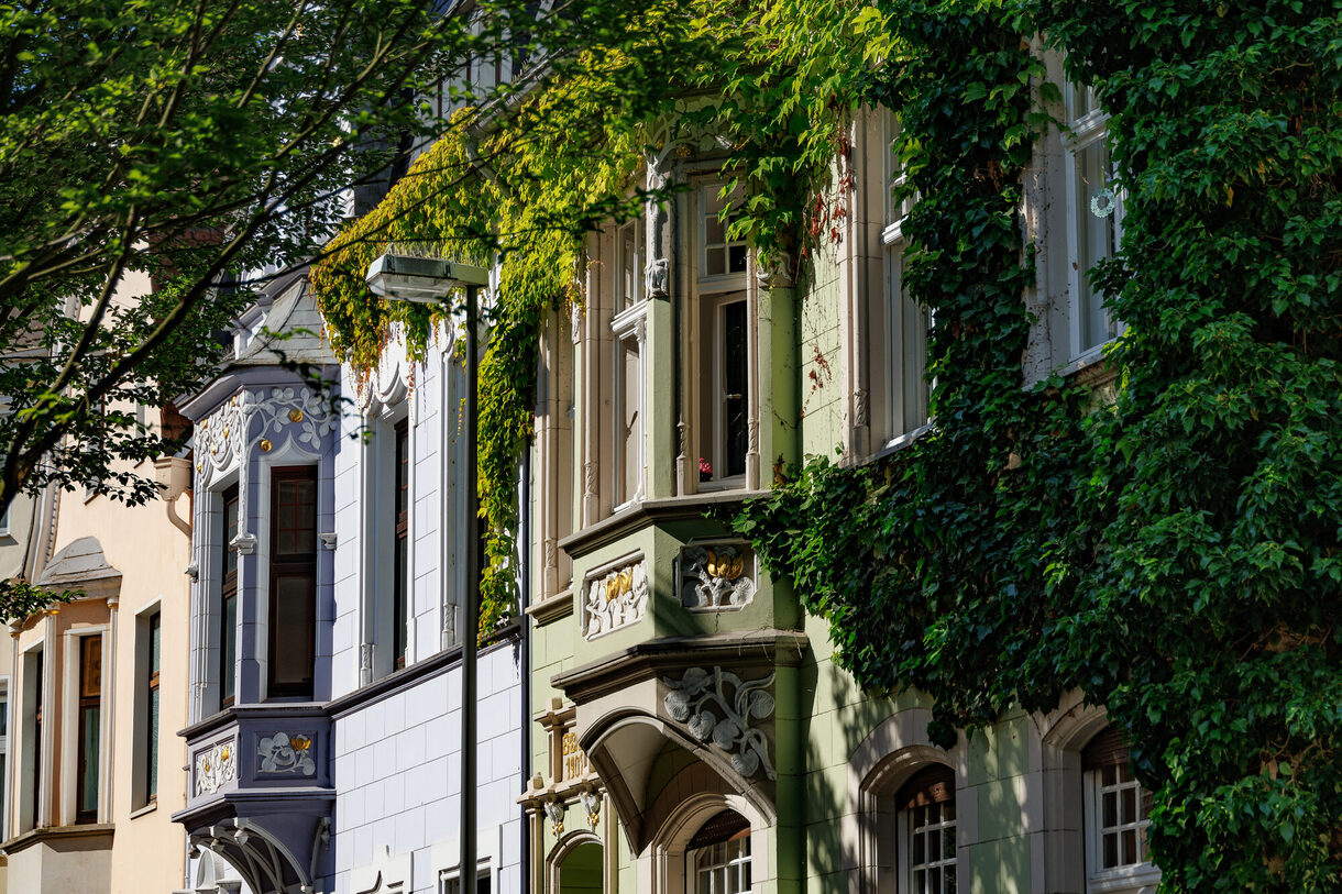 Häuserfront Wiesdorf